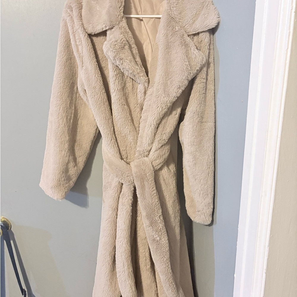 Prettylittlething Cream Teddy Jacket